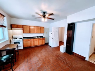 1710 W 37th St Unit 1, Chicago, IL 60609
