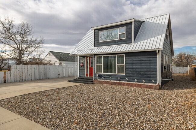 Anna Jeffries Elementary School features a clean, contemporary design in Cut Bank.