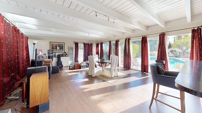 4614 La Subida Place, Tarzana, CA 91356 - photo 2