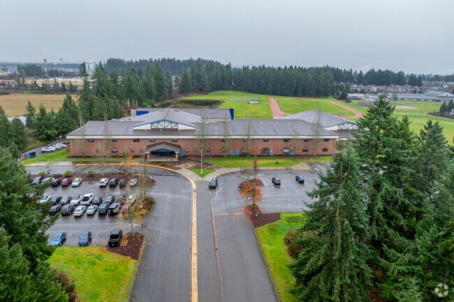 Doris Stahl Junior High School serves students from 7-9th grade.