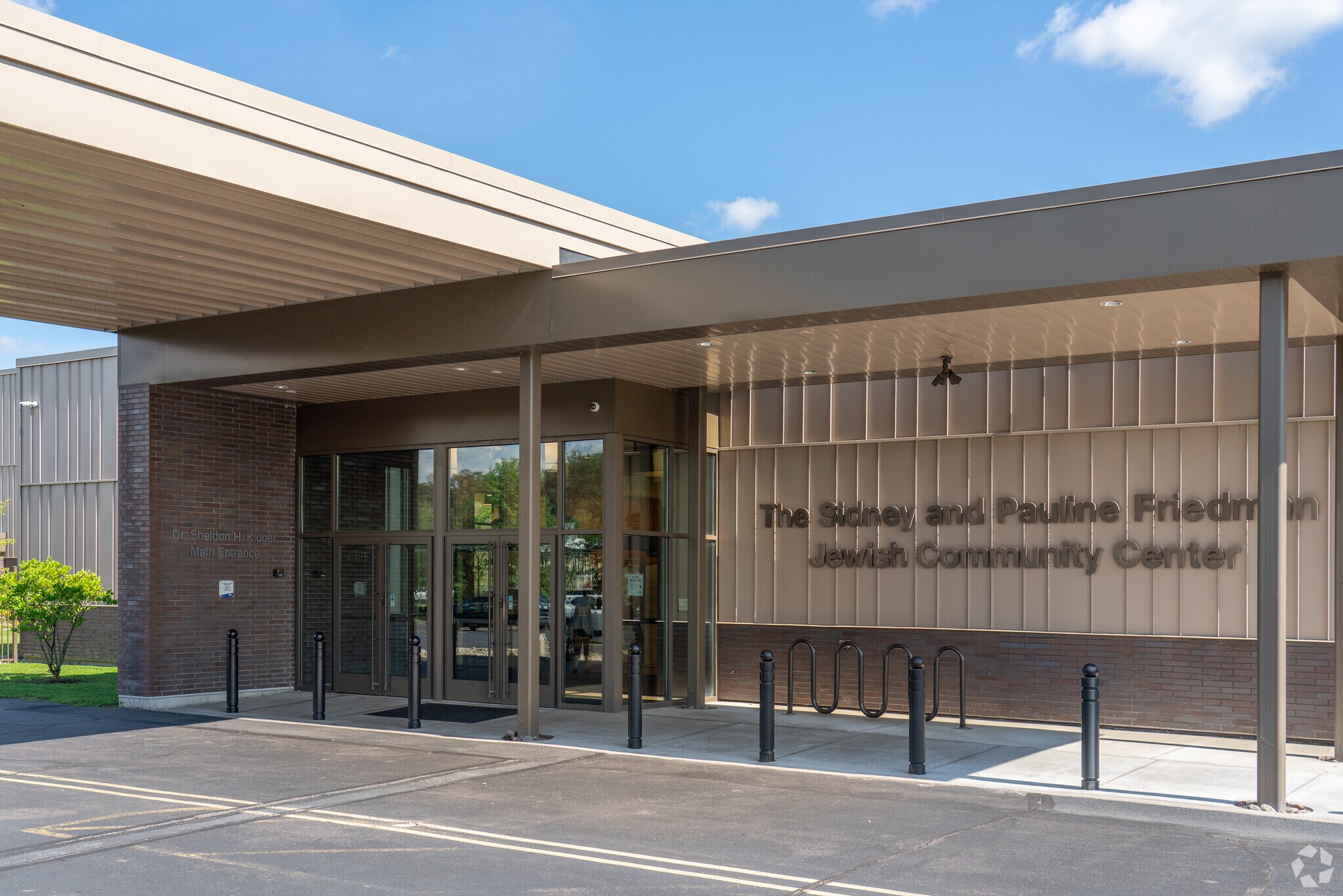 The Friedman Jewish Community Center provides many resources and programs for Edwardsville.