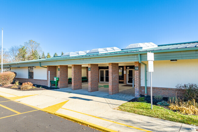 Olde Sawmill Elementary School is located in Olde Sawmill, Dublin Ohio.