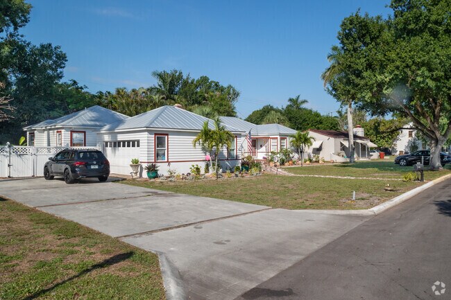Edison Park has a variety of home styles lined up on quiet streets.