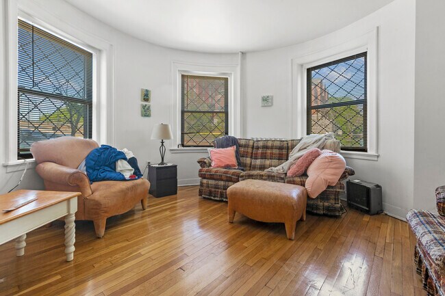 1440 Commonwealth Ave unit 2, Brighton, MA 02135 - photo 2