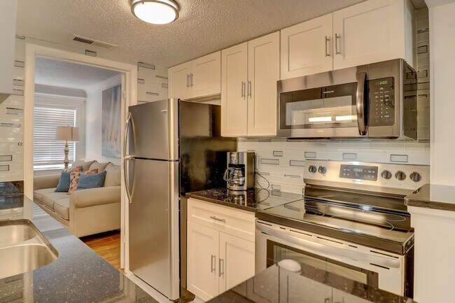 400 William Hilton Pkwy unit ID1309198P, Hilton Head Island, SC 29926 - photo 5