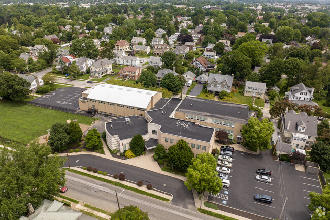Holy Child Academy is located in Drexel Hill just a short ride from Philadelphia.