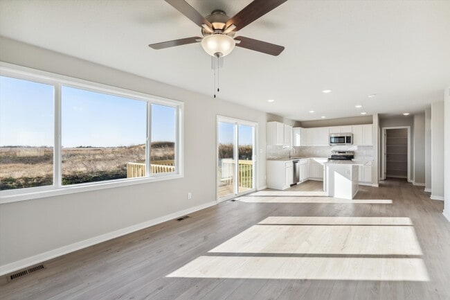 0 Oxley Creek St W unit 36495708, Granger, IA - photo 4