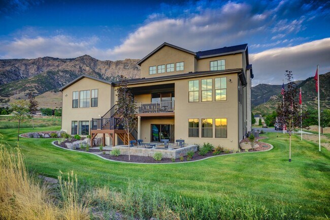 Hidden Oaks Signature