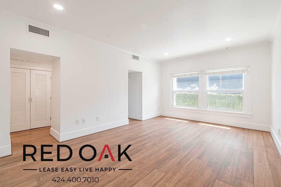 6533 Hollywood Blvd unit 308, Los Angeles, CA 90028 - photo 1