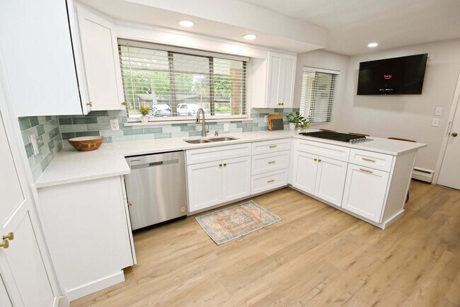 1831 Corby Blvd unit ID1037679P, South Bend, IN 46617 - photo 4