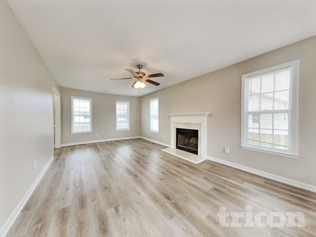 4 Stratus Ln, Clayton, NC 27520 - photo 2