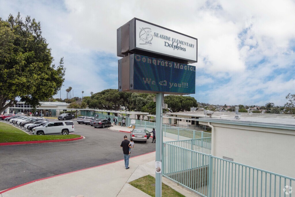 Seaside Elementary School sign located in Torrance, CA.