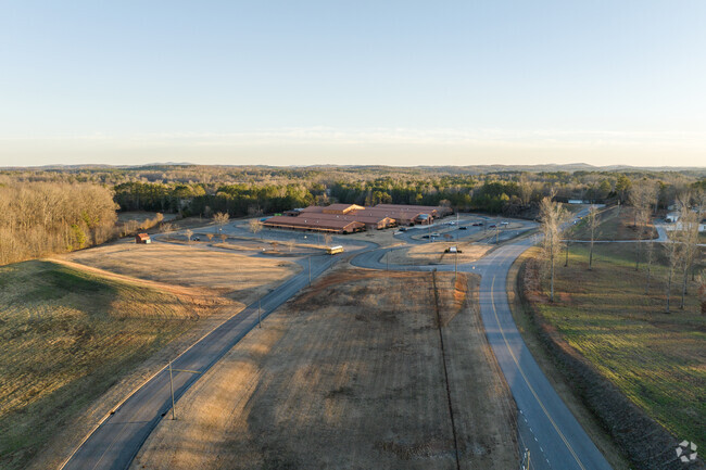Clear Creek Elementary is located in Cartersville, Georgia.