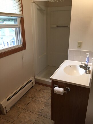 202 Wheeler St, Akron, OH 44304