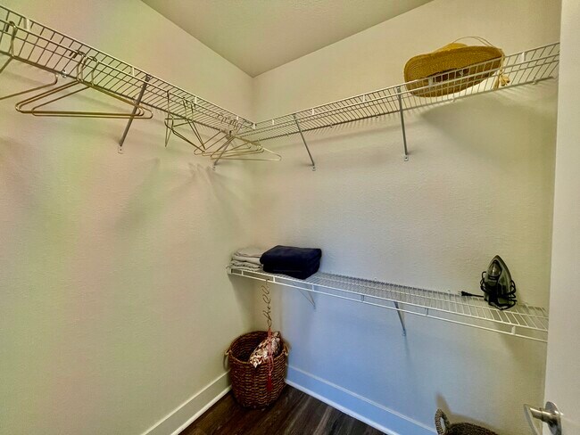 528 NE 26th St unit A1, Miami, FL 33137 - photo 5