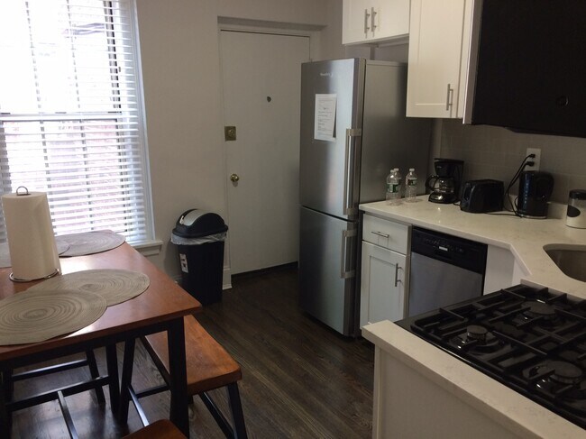 6 Clearway St unit 2, Boston, MA 02115 - photo 2