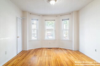 20 Howell St Unit 2, Boston, MA 02125