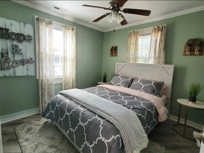 118 Tasha St, Sneads Ferry, NC 28460 - photo 7