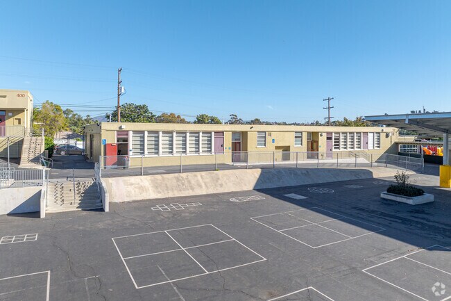 Encanto Elementary School: Where young minds blossom with knowledge.