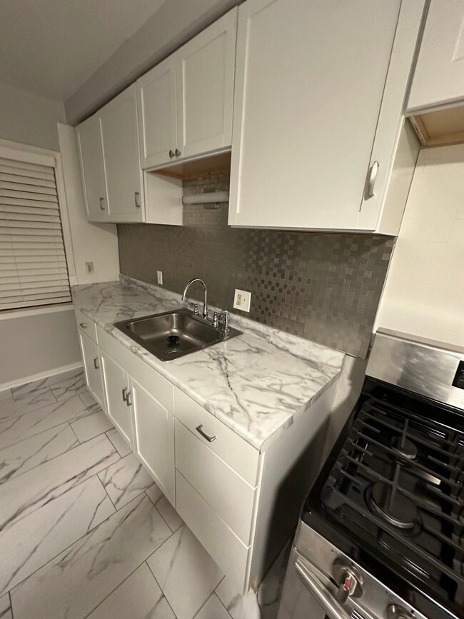 11668 San Jose, Redford, MI 48239 - photo 2