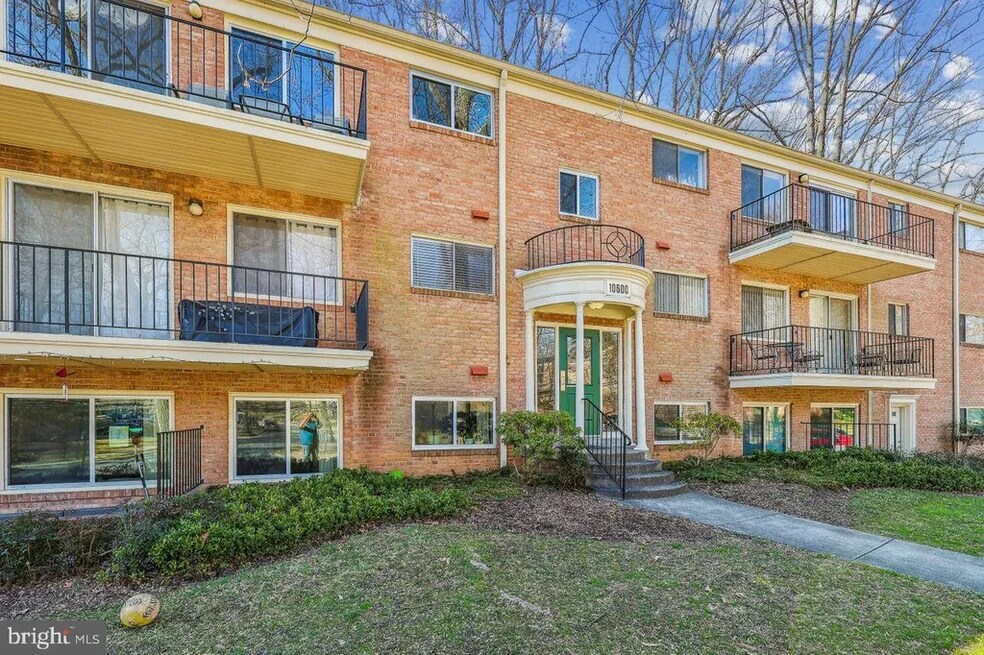 10600 Kenilworth Ave unit 203, Bethesda, MD 20814 - photo 1
