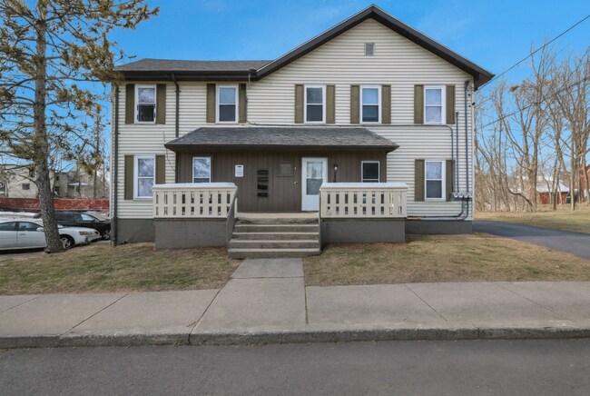 820 N Pennsylvania Ave unit 1, Lansing, MI 48906 - photo 2