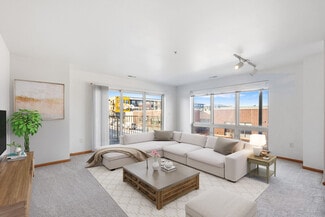 6501 W Greenfield Ave, West Allis, WI 53214