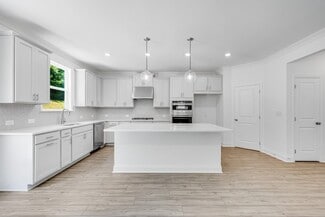 1385 Auburn Glen Rd, Dacula, GA 30019