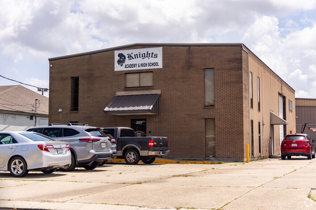 Knights Academy & High School earned an A grade from Niche.