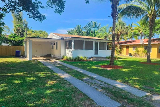 305 SW 1st Ct, Pompano Beach, FL 33060
