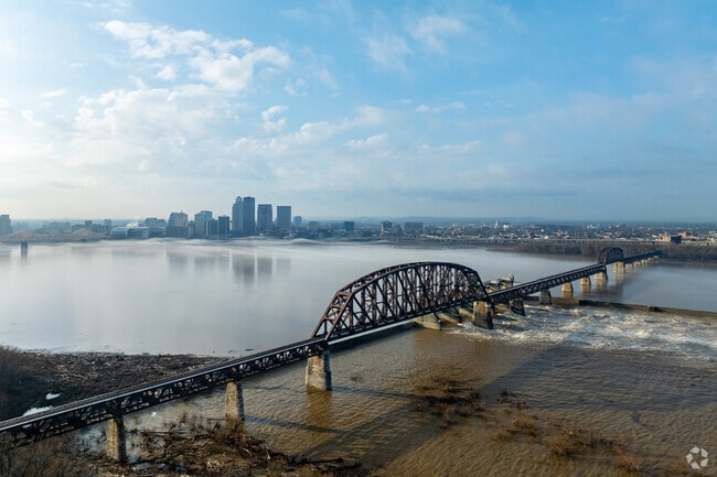 The city of Louisville is just across the river from Clarksville.