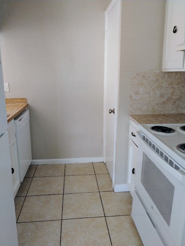 1707 Port Dr unit C, Baton Rouge, LA 70820 - photo 4