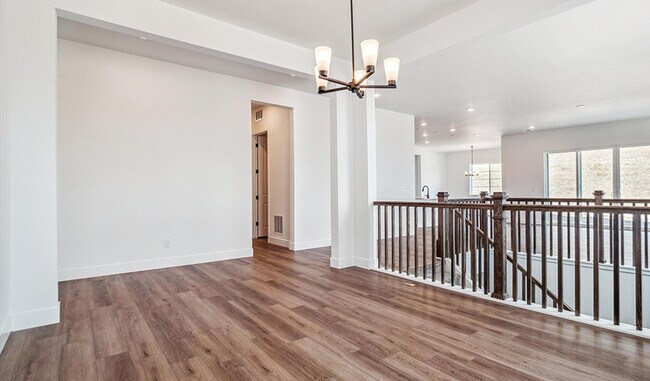 1607 Green Fern Point, Castle Rock, CO 80104 - photo 5