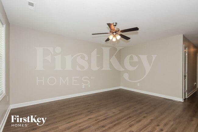 625 Wilson St, Kannapolis, NC 28083 - photo 3