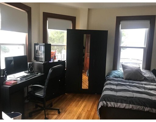 48 Chester Ave unit 1, Medford, MA 02155 - photo 5