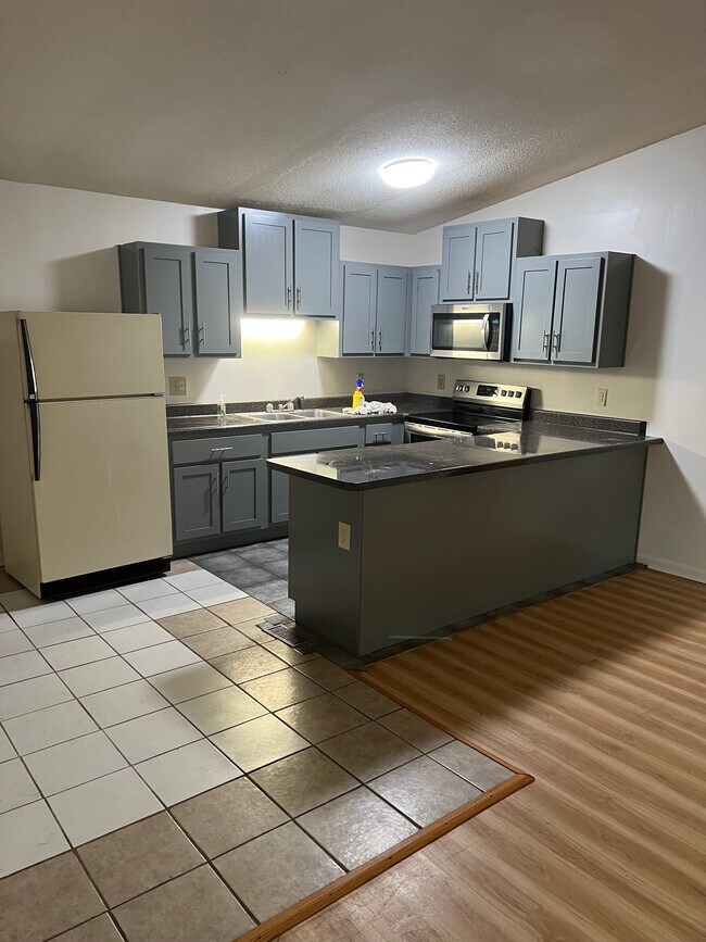 110 Silas Ct, Warner Robins, GA 31093 - photo 4