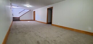 2512 N 4th St, Bismarck, ND 58503