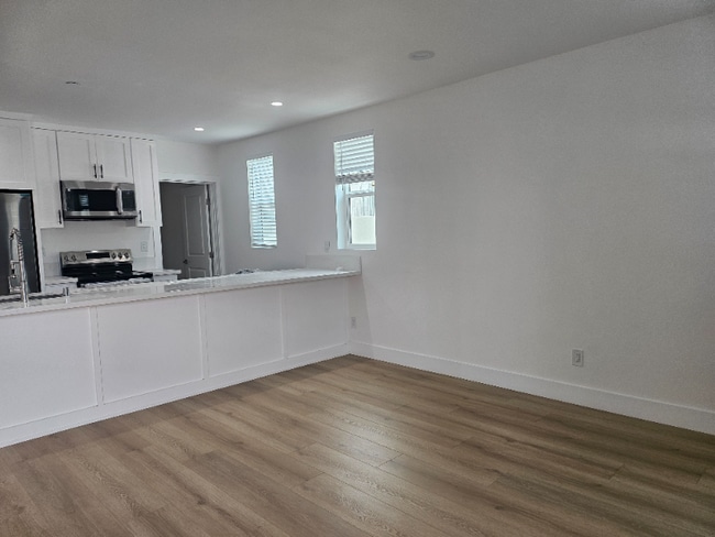 1624 W 205th St, Torrance, CA 90501 - photo 4