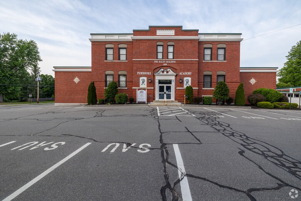 Pembroke Academy in Pembroke serves grades 9-12.