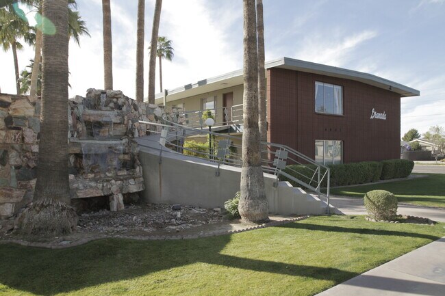 6805 E 2nd St unit 11, Scottsdale, AZ 85251 - photo 2