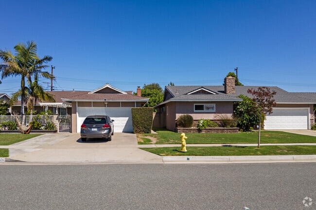 Ranch-style homes line a wide, peaceful street in the heart of the Star View neighborhood.
