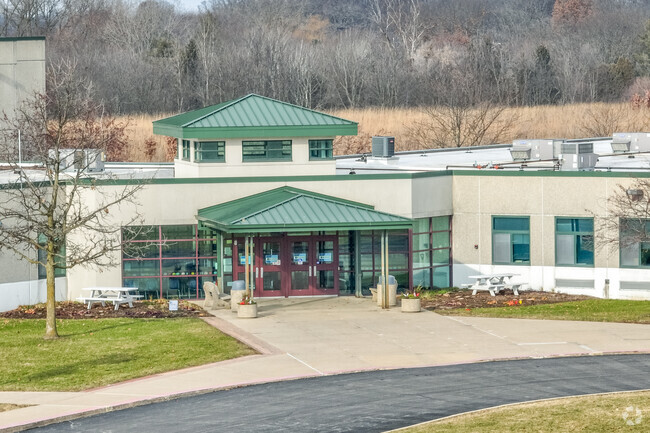 Prairie View Grade School is located off of Nesler road.