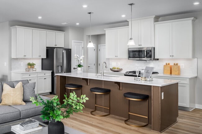 Potomac Shores - Elevator Condos, Onyx with Den Plan unit 36924398, Dumfries, VA 22026 - photo 4