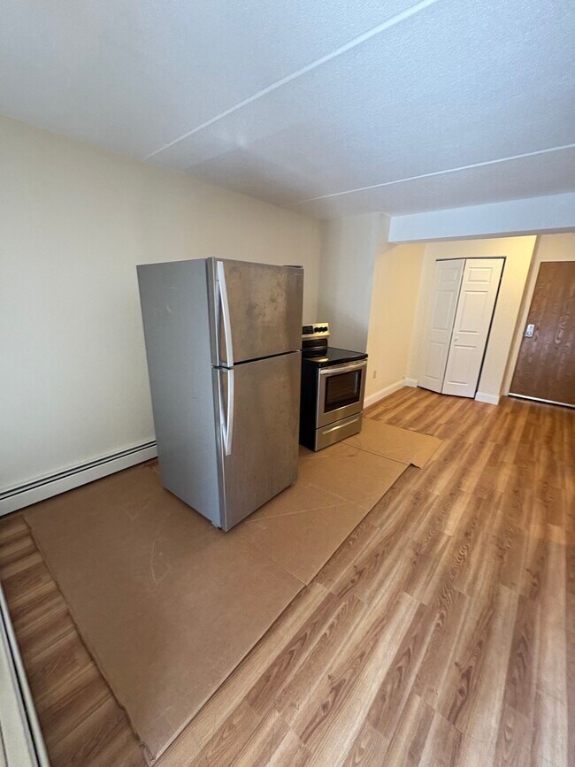 410 Massachusetts Ave Unit 34, Boston, MA 02118