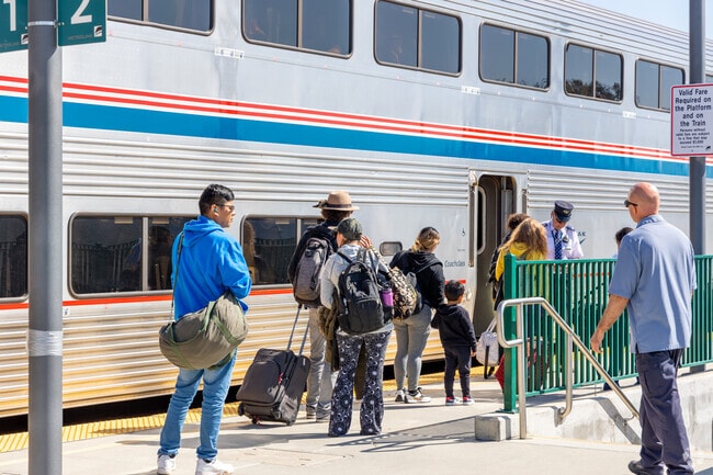 Panorama City, Metrolink