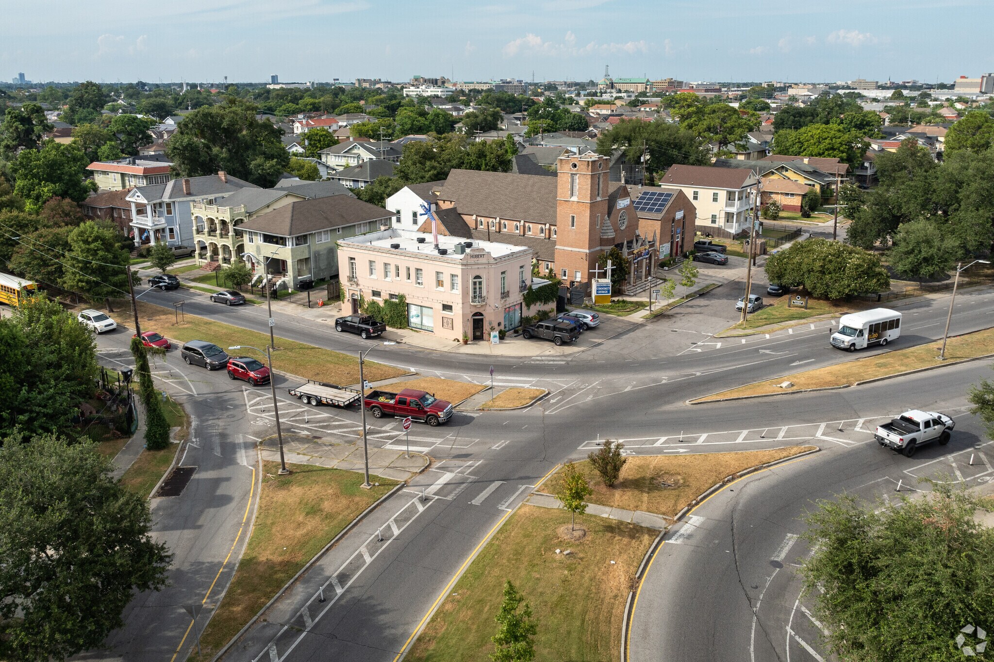 The center of Broadmoor forks different roads where restaurants and community centers meet.