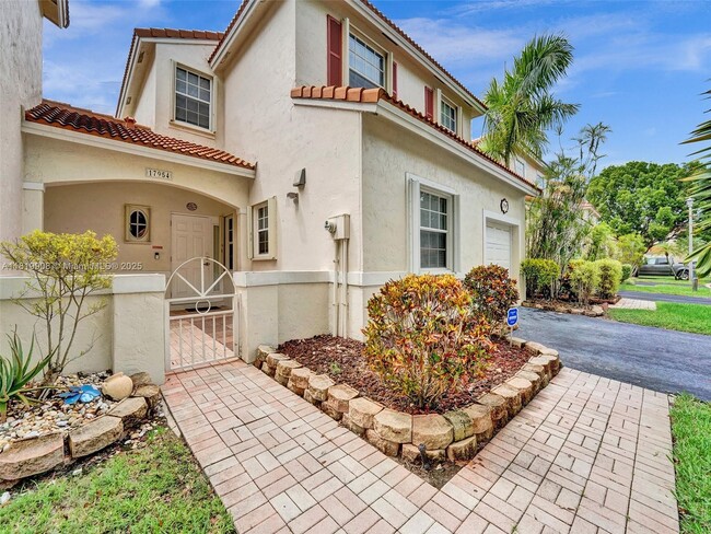 17954 SW 10th Ct, Pembroke Pines, FL 33029 - photo 2