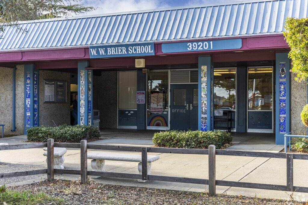 Brier Elementary School is a public elementary school.