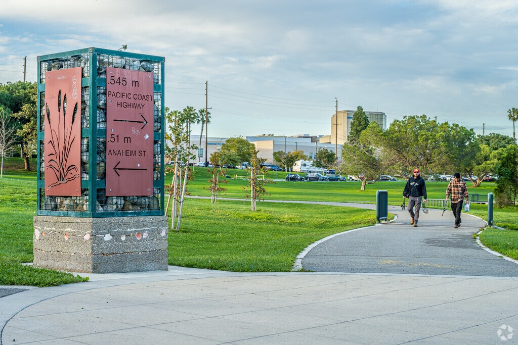 Harbor City’s Ken Malloy Park features trails, wildlife, and open green space.