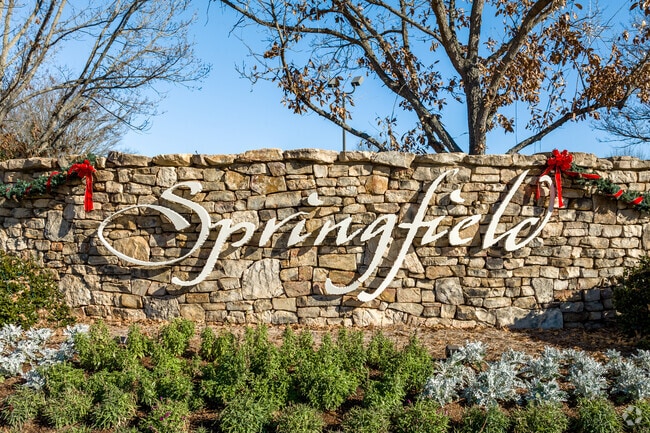 Springfield sits between Fort Mill to the west and Indian Land to the east.